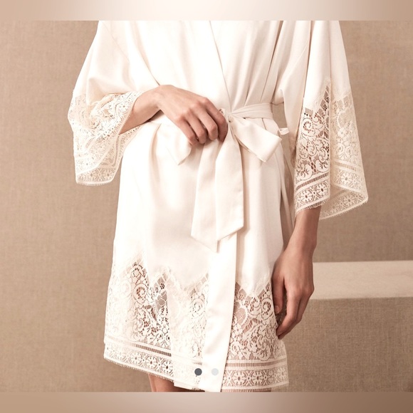 Anthropologie New NWT Sz Sm Genevieve Kimono Robe White Silk Lace Wedding Bride - Picture 2 of 7